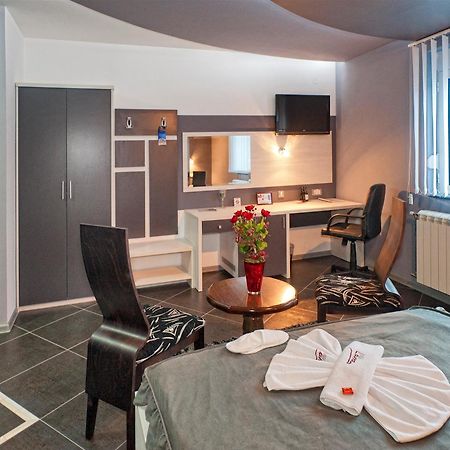 Garni Hotel Lama Kragujevac Eksteriør bilde
