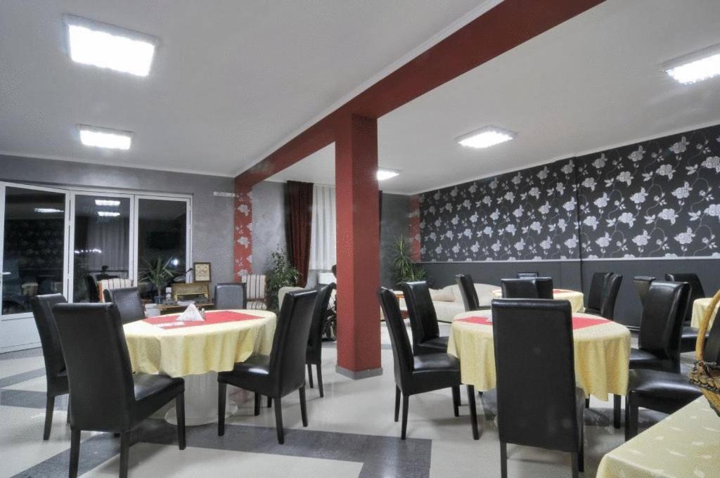 Garni Hotel Lama Kragujevac Eksteriør bilde