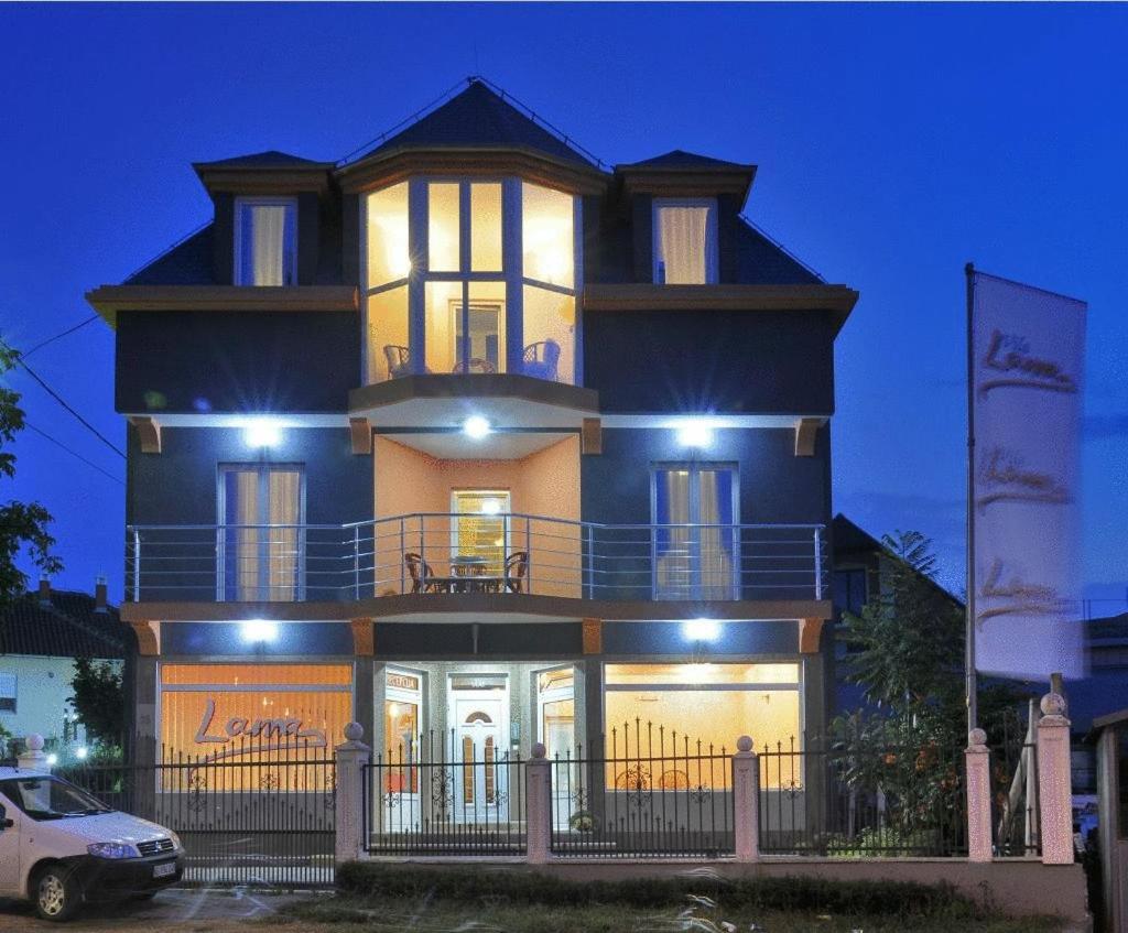 Garni Hotel Lama Kragujevac Eksteriør bilde