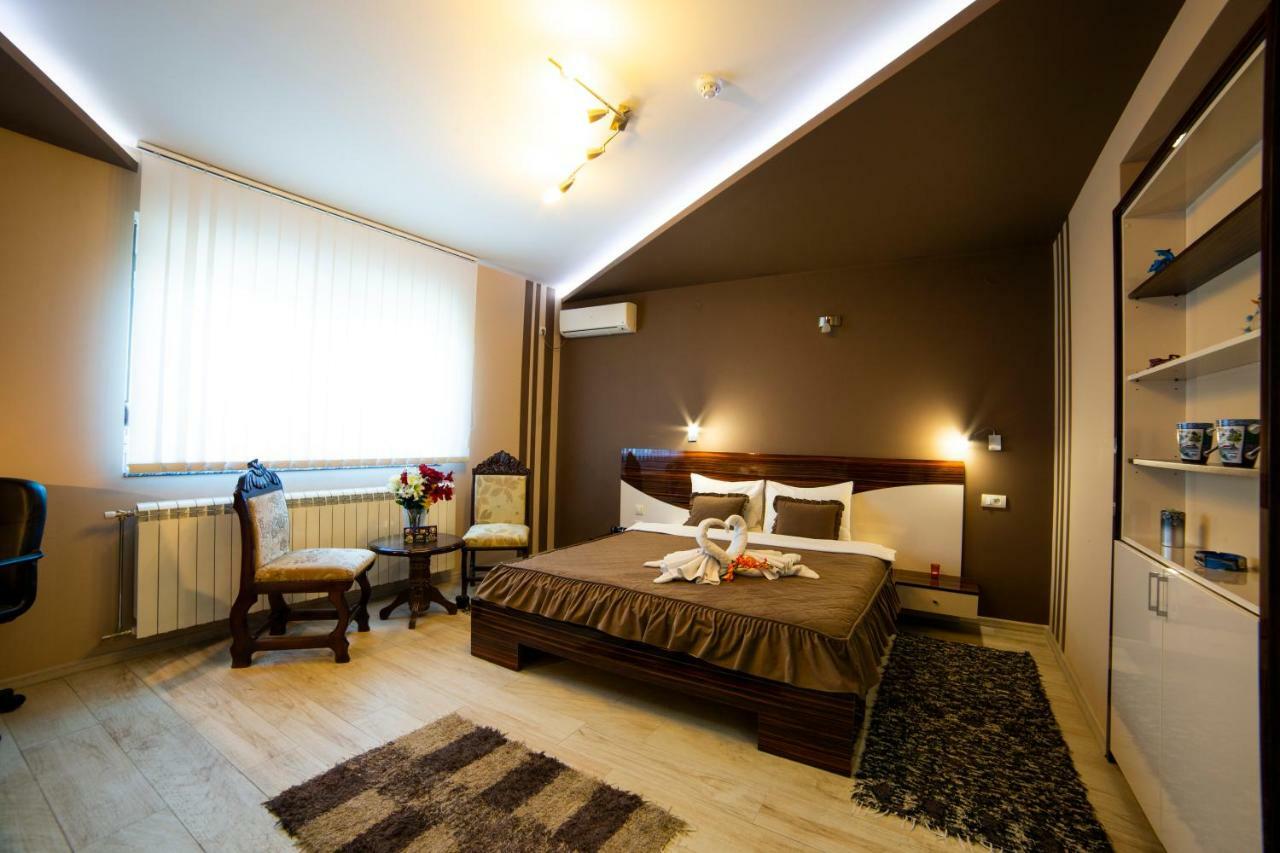 Garni Hotel Lama Kragujevac Eksteriør bilde